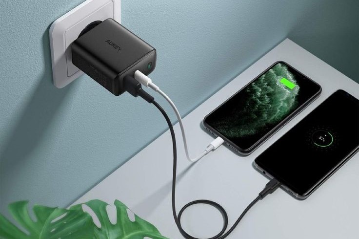 Why is renting a power bank the better option when your phone battery gets low?